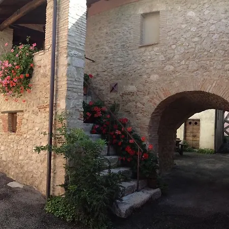 La Casa Dell'arco Vakantiehuis Barete